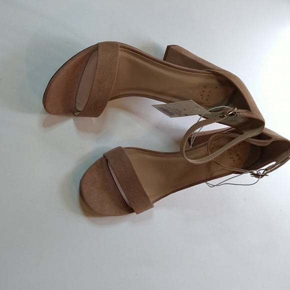 a new day Shoes - Nude Heels Ankle Strap Chunky 11